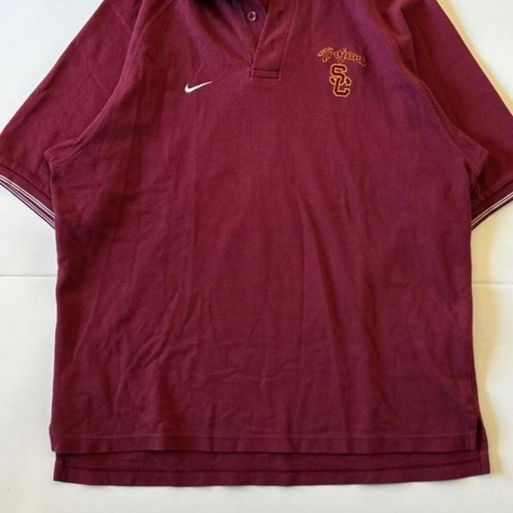 Nike Men's Burgundy and Red Polo-shirts